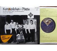 DÜSSELDORFER KOMMÖDCHEN - DÜSSELDORFER KOMMÖDCHEN / Kommödchen-Platte / Die kleine Literaten-, Maler- und Schauspielerbühne Leitung: KAY LORENTZ / Das Kabarett / ca. 1960 ??? / Bildhülle mit ORIGINAL illustrierter Firmen-Werbe-Innenhülle / TELEFUNKEN # LA 6233 / Deutsche Pressung / 10" Vinyl Langspiel Schallplatte