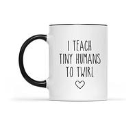Dxcvbrds Taza para profesor de baile, I Teach Tiny Humans to Twirl, regalo de instructor de baile, regalo de bailarina, profesor de ballet, entrenador de baile, regalos de equipo de baile, taza de