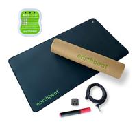 earthbeat Esterilla Clásica de Earthing. Adaptador UE Incluido. Kit de Comprobación de Grounding Gratuito. Terapia Natural para la Calidad del Sueño y el Bienestar. Cuero Vegano Conductor. 33×60 cm