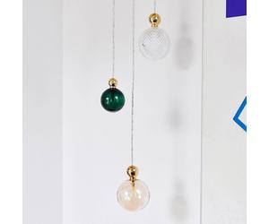 EBB & FLOW Uva M Lámpara colgante Bola dorada verde hiedra