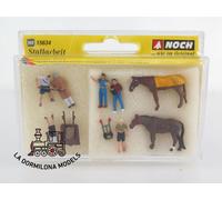 ED 15634 NOCH ESCALA H0 DIFERENTES PERSONAJES y Animales en la cuadra - (c33)
