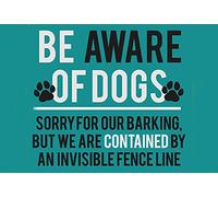 Eeypy Cartel de metal con texto en inglés "Contained by Invisible Fence Line" Be Aware of Dogs - Letrero de metal para colgar en el césped, 20,3 x 30,5 cm