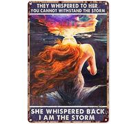 Eeypy Letrero de metal de sirena con texto en inglés "Mermaid She Whispered Back I am The Storm", letrero de metal decorativo de aluminio para pared, póster de metal para niña, hogar, baño, 12 x 8