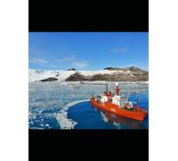 El Buque de Investigación Oceánica Hespérides: Origen y Consolidación de la Aventura Antártica Española