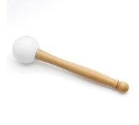El diseño y los materiales del mazo de goma contribuyen a su excelencia y su largo eco, lo que lo convierte en un favorito entre los entusiastas de los bolos cantantes de cristal