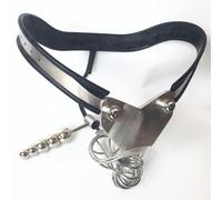 El paquete definitivo: una experiencia de única que incluye un cinturón de castidad masculino, una jaula para el pene de acero inoxidable y un tapón anal para disfrutar de la máxima diversión(120/130c