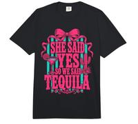 Ella Dijo Que sí, así Que dijimos Tequila Bachelorette Comfort Colors Adult Heavyweight T-Shirt