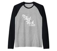 Ella Tiene Un Cuerpo Bonito Porque Come Pan De Maíz Camiseta Manga Raglan