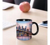 EMCLKS Ceramic Mug,tazas desayuno,taza te,tazas cafe,taza navidad,regalos originales mujer,regalos para parejas,El puente de Brooklyn y el horizonte del Bajo Manhattan bajo un atardecer púrpura,330ml