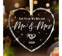 Emibele Regalos de Boda para Parejas, Adorno de Cristal para Novios, Regalo de Despedida de Soltera para Novia, Recuerdo “El Año en que Nos Convertimos en Señor y Señora”, Ornamento Matrimonio 2026