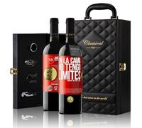 «En la cama no tengo límites Anoche me caí 2 veces» Mensaje en una Botella. Estuche-Maletín de LUJO 2x Vino Tinto Premium Reserva 12 Meses y Set de 4 Accesorios. Etiqueta Roja PERSONALIZABLE