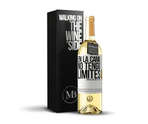 «En la cama no tengo límites Anoche me caí 2 veces» Mensaje en una Botella. Vino Blanco Premium Verdejo Joven + Gift Box. Etiqueta Blanca PERSONALIZABLE