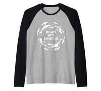 Enamorado de la aventura Shark Circle Ocean Wildlife Explorer Camiseta Manga Raglan