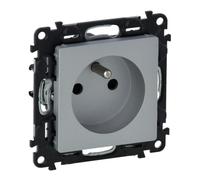 Enchufe individual con/u 2P+Z con biseles VALENA LIFE 753380