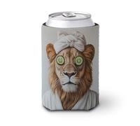 Enfriador de latas de cerveza, león en un spa, rodajas de pepino sobre los ojos, puede cubrir el enfriador de cerveza, soporte de bebidas aislado suave para fiestas, playa, eventos, hogar