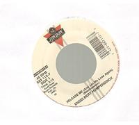ENGELBERT HUMPERDINCK - ENGELBERT HUMPERDINCK - RELEASE ME / THERE GOES MY EVERYTHING - 7 inch vinyl / 45