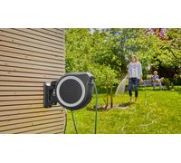 Enrollador de pared con batería gardena powerroll 35 m