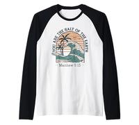 Eres la Sal de la Tierra - Mateo 5:13 Retro Wave Camiseta Manga Raglan