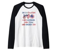 Es Una Buena Chica, Quiere A Su Mamá, A Jesús Y También A Camiseta Manga Raglan