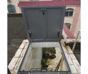Escotilla de Techo, claraboya de Acero galvanizado con Marco de Aluminio y Elevador hidráulico, Tapa de Acceso al ático y sótano (91,5 x 96,5 cm) - Diseño Duradero y Resistente a la intemper