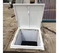 Escotilla de techo de acero galvanizado, cubierta de acceso de 66 x 66 cm, impermeable, puerta segura para el ático, acceso al techo para una entrada segura y resistente a la intemperie