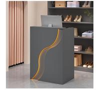 Escritorio de recepción minimalista con esquinas redondeadas, paneles laterales profundos, tiradores y cajones pintados de metal, perfecto para tiendas de ropa y entornos minoristas