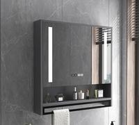 Espejo de baño LED con función antivaho, visualización de tiempo, diseño moderno, montado en la pared, elegante y funcional, perfecto para decoración del hogar y uso diario