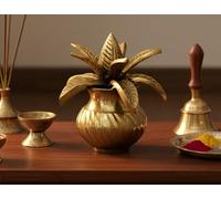 eSplanade Kalash decorativo de latón con coco para el templo Puja Laxmi Ganesh hecho a mano Kalasha - 5.75 pulgadas
