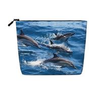 Esta bolsa de cosméticos impresa de una sola capa con diseño de delfines en el mar cuenta con un diseño categorizado para almacenar tus instrumentos de escritura, suministros de arte y objetos