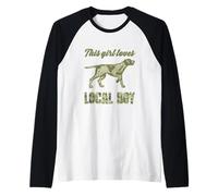 Esta Chica ama a un Chico Local, Divertido, Amantes de los Perros de Caza, Vintage Camiseta Manga Raglan