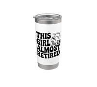Esta chica está casi jubilada Humor divertido de jubilación Vaso térmico de acero inoxidable de doble pared