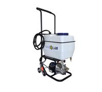 Estación de carga solar para agua, mezclas de glicol de agua y líquido de limpieza para sistemas solares y para uso en sistemas de calefacción.