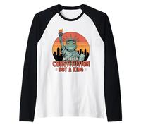 Estatua de la Libertad de la Rana Tenemos una Constitución No un Rey Camiseta Manga Raglan