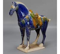 Estatua de porcelana de caballo de guerra azul de cerámica esmaltada tricolor de 9 pulgadas