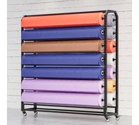 Este Estante Ajustable de Metal para Rollos de Tela es un Organizador Resistente para Vinilo, Cuero, láminas para Ventanas y Papel Tapiz. Cuenta con una Barra para Colgar Que Permite un Alma