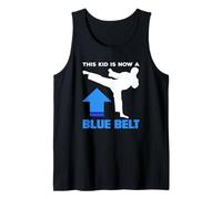 Este niño es Ahora un niño de Artes Marciales de Karate con cinturón Azul Camiseta sin Mangas