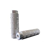 Estriberas de pie de bicicleta resistentes hechas de aleación de aluminio resistente con ranuras antideslizantes para ejes de 9 mm para bicicletas de montaña y carretera, acabado rojo (plata)