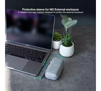 Estuche protector para caja externa M2, color gris, resistente, ligero y portátil; protege el dispositivo y facilita el transporte.