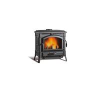 Estufa a leña «Isotta Evo». De hierro fundido esmaltado. Puerta panorámica. Cristal cerámico resistente a 750 °. Puerta de carga lateral. Hogar de hierro fundido. Descarga de humos: diámetro 150 superior / posterior. Tamaño: 790 x 775 x 520 mm. Consumo por hora: 2,5 kg