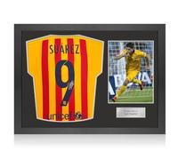 Exclusive Memorabilia Camiseta de visitante del Barcelona 2016 firmada por Luis Suárez. Marco icónico.