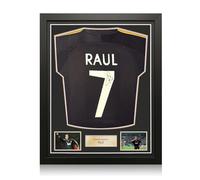 Exclusive Memorabilia Camiseta de visitante del Real Madrid 1999-00 firmada por Raúl. Enmarcada.