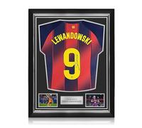 Exclusive Memorabilia Camiseta del Barcelona firmada por Robert Lewandowski. Marco