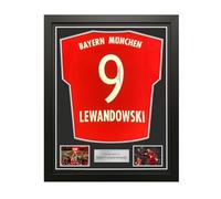 Exclusive Memorabilia Camiseta del Bayern de Múnich 2015-16 firmada por Robert Lewandowski. Enmarcada.