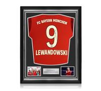 Exclusive Memorabilia Camiseta del Bayern Múnich 2018-19 firmada por Robert Lewandowski. Marco