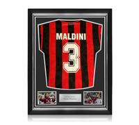 Exclusive Memorabilia Camiseta del Milan de la Temporada 1994-95 firmada por Paolo Maldini. Marco Superior.
