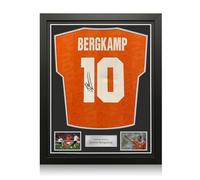 Exclusive Memorabilia Camiseta Original de los Países Bajos firmada por Dennis Bergkamp. Enmarcada.