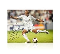 Exclusive Memorabilia Foto del Real Madrid firmada por Roberto Carlos