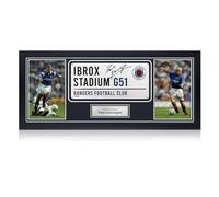 Exclusive Memorabilia Letrero de Calle de los Rangers, Firmado por Paul Gascoigne. Enmarcado.