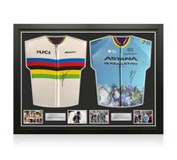 Exclusive Memorabilia Maillots de Ciclismo Firmados por Mark Cavendish. Enmarcados.
