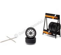 Expositor de Ruedas para Audi RS3 con Dos Ejes y Cuatro Ruedas Plateado 1:18 IXO